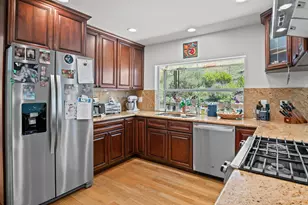 11 Oak Tree Ct, San Rafael, CA 94903 - Photo 18