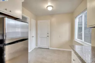 7448 Lockwood St, Oakland, CA 94621 - Photo 20