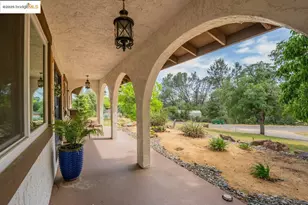 15086 Vista Knolls, Redding, CA 96001 - Photo 6