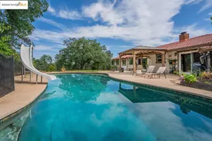 15086 Vista Knolls, Redding, CA 96001 - Photo 2