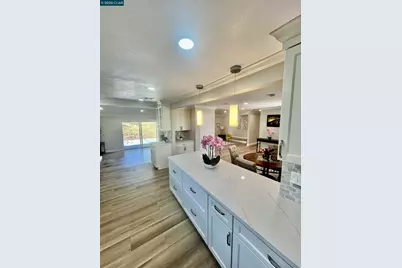 124 Fuschia Ct, Martinez, CA 94553 - Photo 20