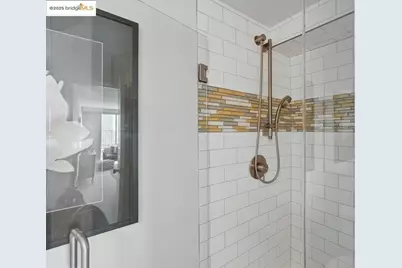 1555 Lakeside Dr #191, Oakland, CA 94612 - Photo 24