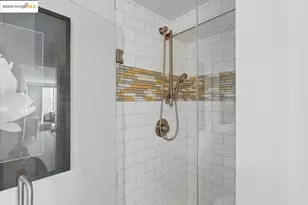 1555 Lakeside Dr, Oakland, CA 94612 - Photo 24