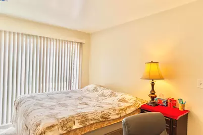 33010 Lake Mead Dr, Fremont, CA 94555 - Photo 10