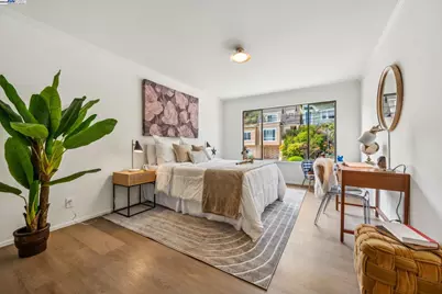 471 Joost Avenue, San Francisco, CA 94127 - Photo 24