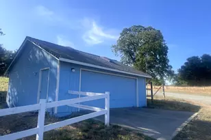 16 Paul Pl, Bangor, CA 95914 - Photo 2