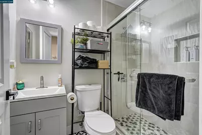 1324 104th Ave, Oakland, CA 94603 - Photo 22