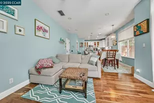 22 Village Square Pl, Pleasant Hill, CA 94523 - Photo 12