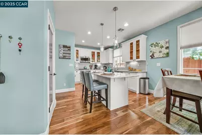 22 Village Square Pl, Pleasant Hill, CA 94523 - Photo 10