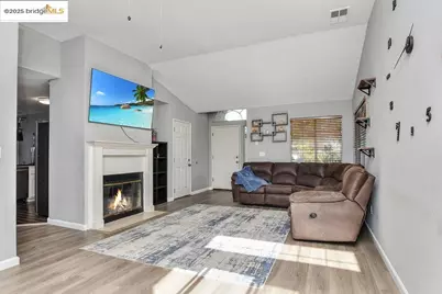 4866 Vinewood Way, Antioch, CA 94531 - Photo 4