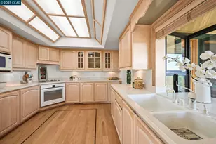 576 Best Rd, Pleasant Hill, CA 94523 - Photo 12