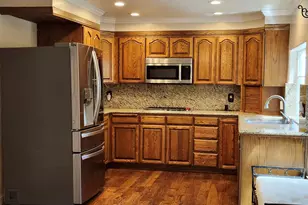 312 Wildcroft Dr, Martinez, CA 94553 - Photo 6