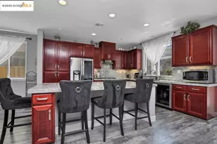25 Solitude Ct, Oakley, CA 94561 - Photo 12