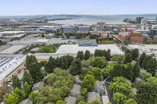 50 Emery Bay Dr, Emeryville, CA 94608 - Photo 28