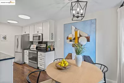 50 Emery Bay Drive, Emeryville, CA 94608 - Photo 20