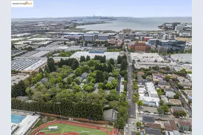 50 Emery Bay Drive, Emeryville, CA 94608 - Photo 30