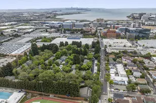 50 Emery Bay Dr, Emeryville, CA 94608 - Photo 30