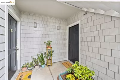 50 Emery Bay Drive, Emeryville, CA 94608 - Photo 10