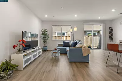 28 Springbrook Ln, Pittsburg, CA 94565 - Photo 6