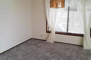 136 Castle Ct, Fortuna, CA 95540 - Photo 2