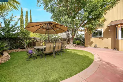 941 Bluerock Dr, Antioch, CA 94509 - Photo 46