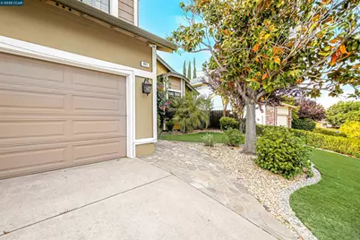 941 Bluerock Dr, Antioch, CA 94509 - Photo 4