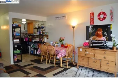 487 Hearn Ave, Santa Rosa, CA 95407 - Photo 8