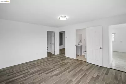8117 Ney Ave, Oakland, CA 94605 - Photo 24