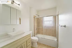 8117 Ney Ave, Oakland, CA 94605 - Photo 36