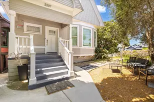 2207 21st St, Oakland, CA 94606 - Photo 4
