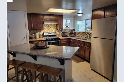 285 Auburn, Pittsburg, CA 94565 - Photo 4