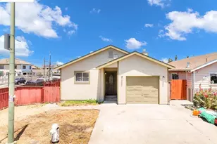 10500 Creekside Cir, Oakland, CA 94603 - Photo 28