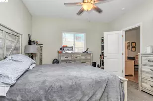 9409 Carter Ct, Stockton, CA 95209 - Photo 16