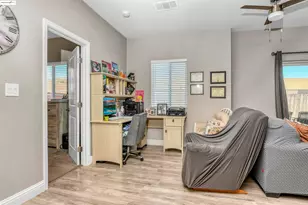 9409 Carter Ct, Stockton, CA 95209 - Photo 14