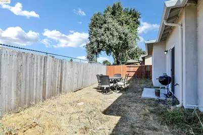 9409 Carter Ct, Stockton, CA 95209 - Photo 28
