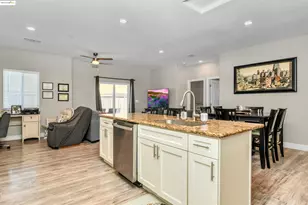 9409 Carter Ct, Stockton, CA 95209 - Photo 10