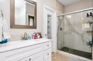 9409 Carter Ct, Stockton, CA 95209 - Photo 18