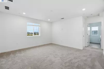 339 Astilbe Street, Discovery Bay, CA 94505 - Photo 10