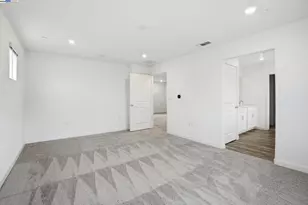 339 Astilbe St, Discovery Bay, CA 94505 - Photo 6