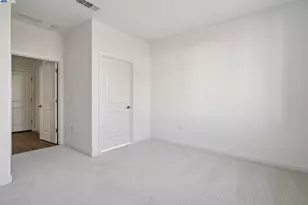 349 Gobind Blvd, Mountain House, CA 95391 - Photo 2