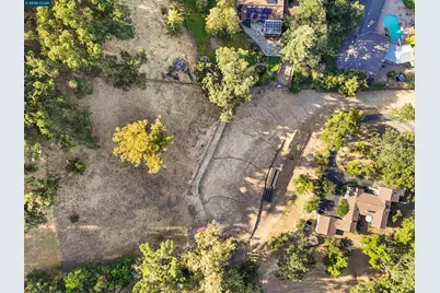 221 Dean Rd, Alamo, CA 94507 - Photo 8