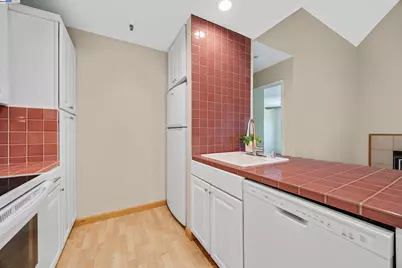 1308 Walden Rd #37, Walnut Creek, CA 94597 - Photo 8