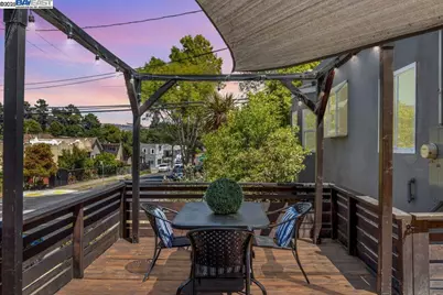 2133 30th St, Oakland, CA 94606 - Photo 22