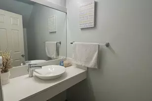 1214 Dover Ln, Tracy, CA 95377 - Photo 8