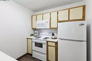 680 Dartmore Ln, Hayward, CA 94544 - Photo 12