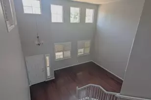 4958 Bay View Cir, Stockton, CA 95219 - Photo 8