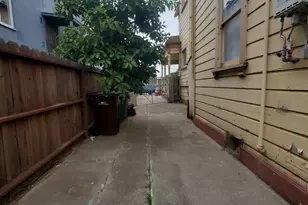 1737 13th Ave, Oakland, CA 94606 - Photo 22