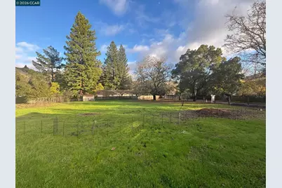3894 El Nido Ranch Rd, Lafayette, CA 94549 - Photo 18
