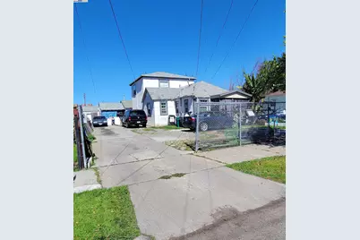 1233 87th Ave, Oakland, CA 94621 - Photo 2