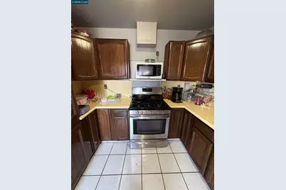 9501 Castlewood Street, Oakland, CA 94603 - Photo 8